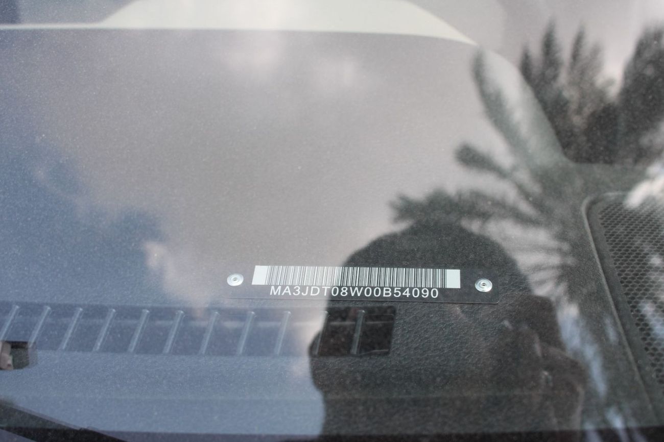 Suzuki EECO SUZUKI EECO 1.2L PETROL 7 SEATER MANUAL