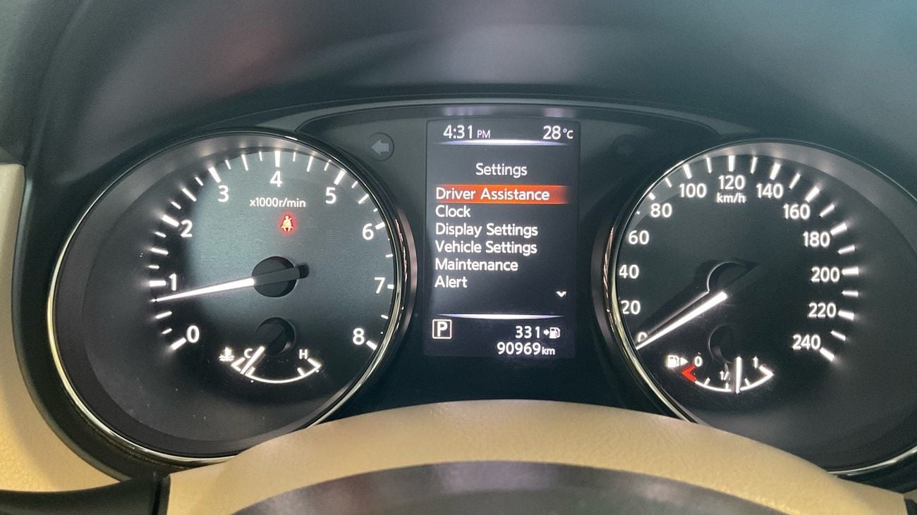 نيسان إكس تريل 2.5 S 2WD 5STR AUTO | شامل الضمان | 0 ﺪﻔﻋﺓ ﺃﻮﻟﻯ