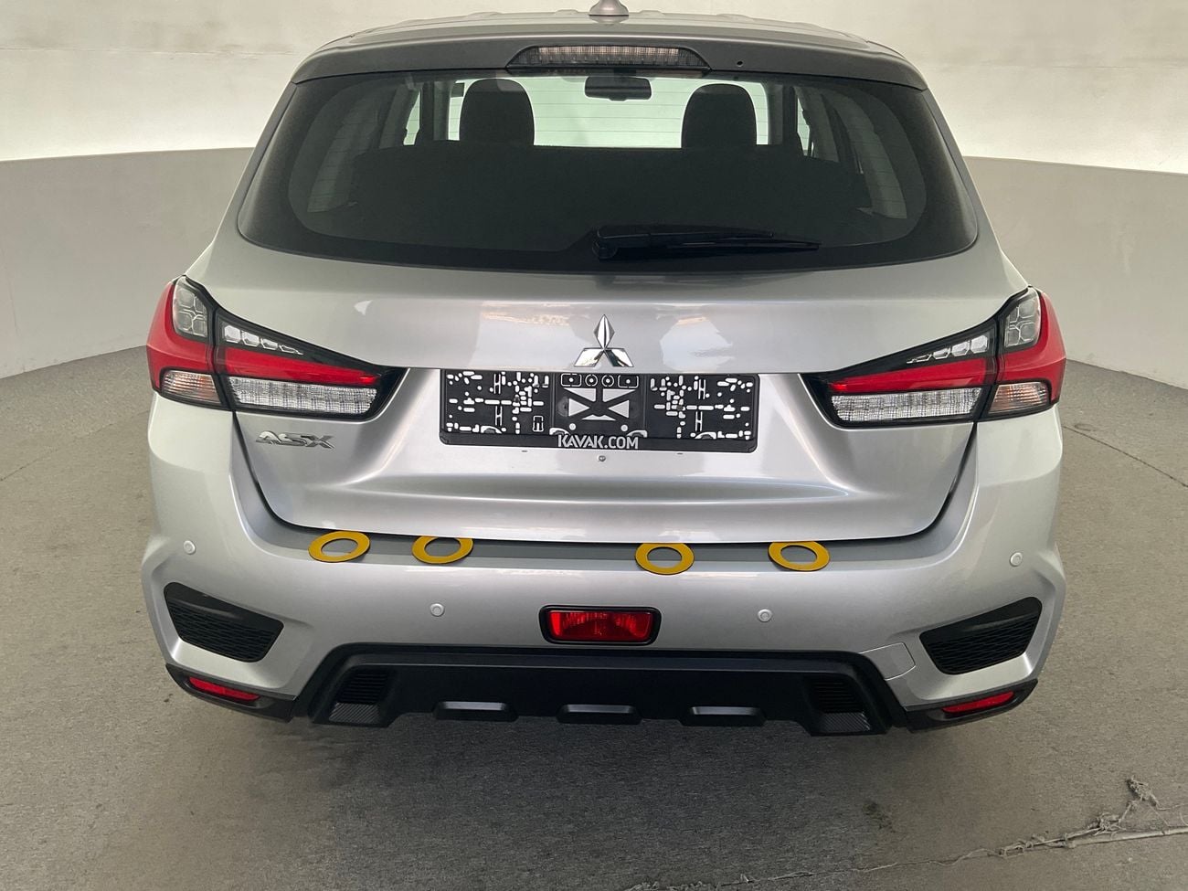 ميتسوبيشي ASX 2.0 CVT 2WD BASIC | شامل الضمان | 0 ﺪﻔﻋﺓ ﺃﻮﻟﻯ