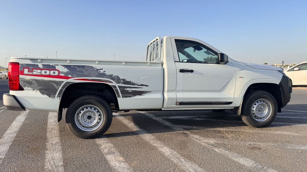 Mitsubishi L200 SINGLE CABIN 2.4L 4X4