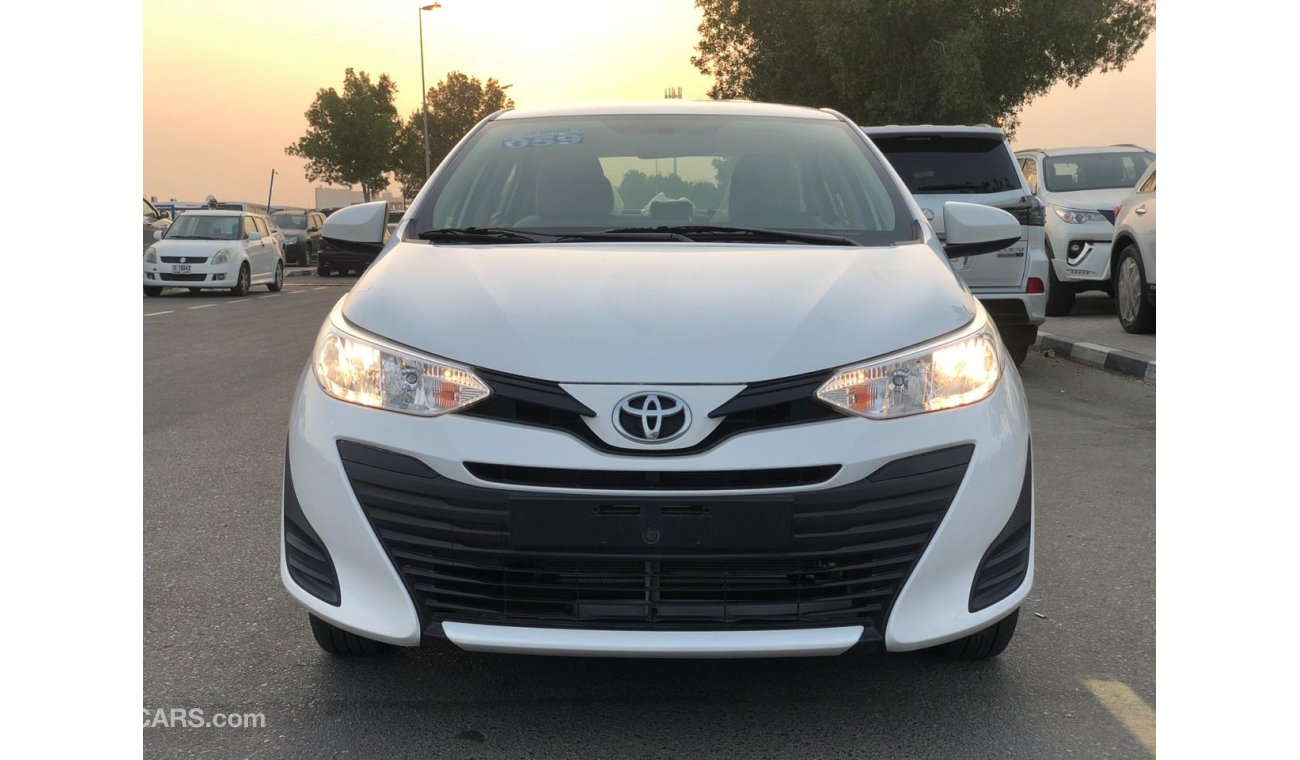 Toyota Yaris SEDAN, 1.3L, BASIC OPTION, MY2020