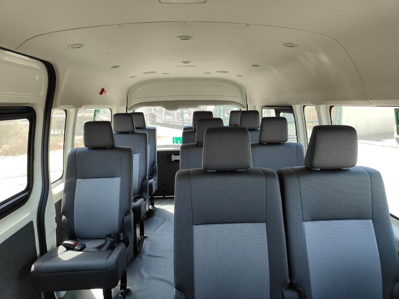 Toyota Hiace 2026 Toyota Hiace DX 13-Seater 3.5L 6-Cyl Petrol Automatic Transmission RWD Export Only