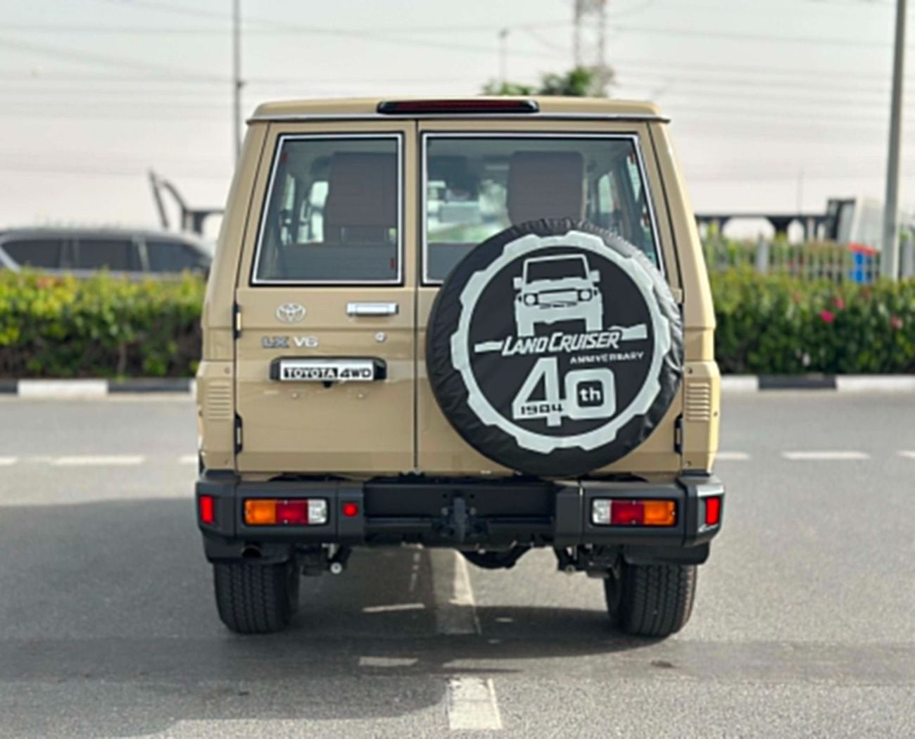 تويوتا لاند كروزر 70 LX LX