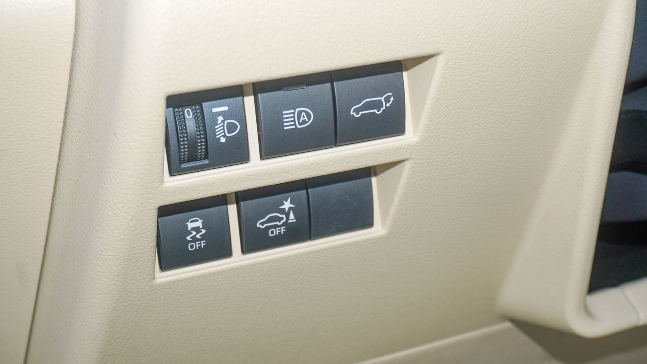 Toyota Land Cruiser GXR 3.5L