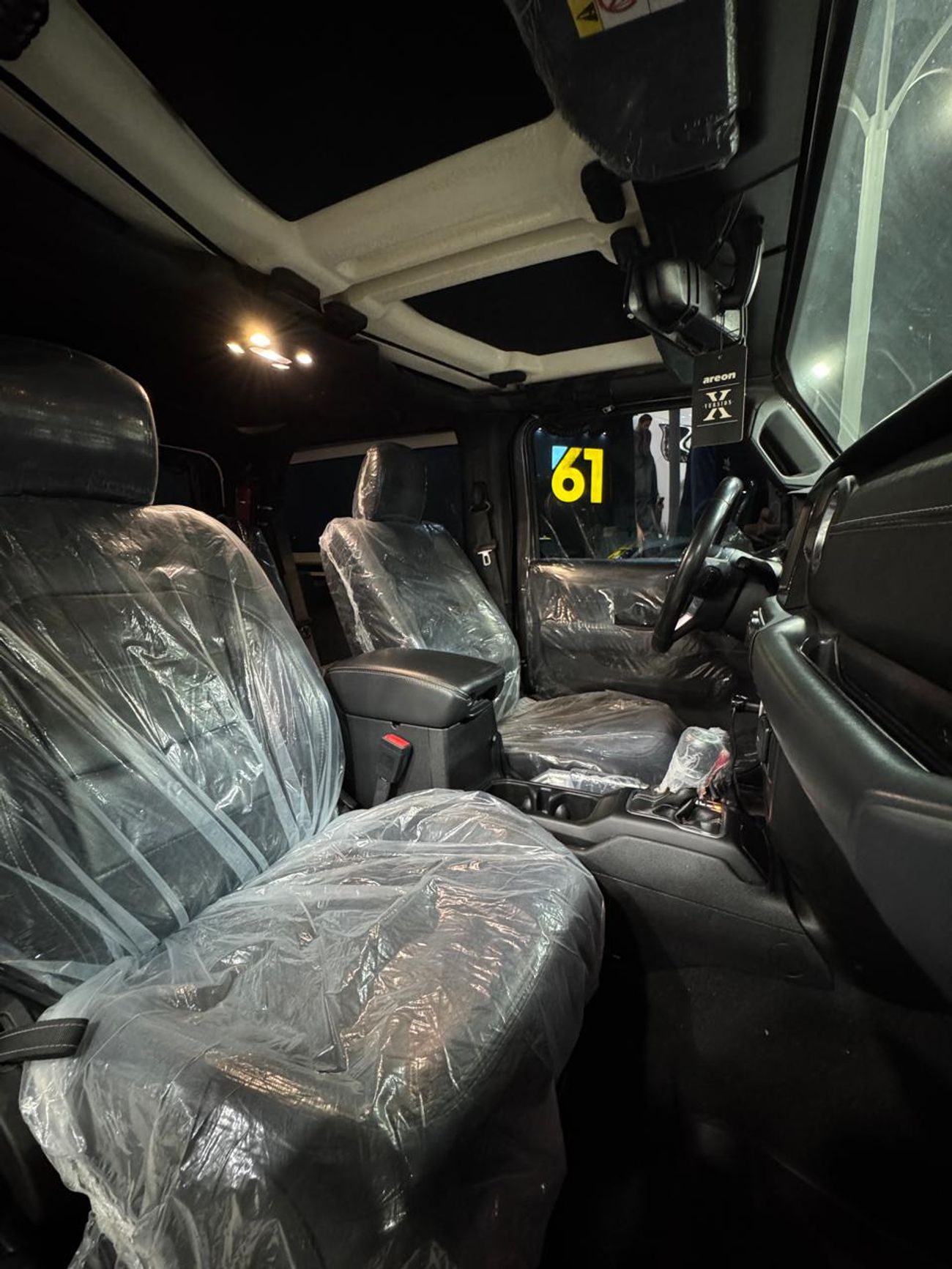 جيب رانجلر Sahara 3.6L A/T (4 Seater)