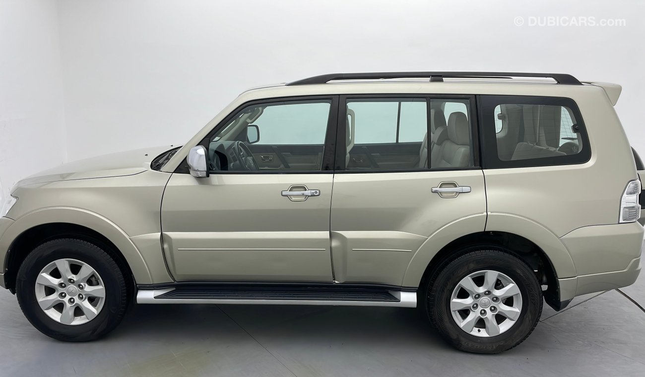 Mitsubishi Pajero GLS MIDLINE WITH SUNROOF 3.5 | Under Warranty | Inspected on 150+ parameters