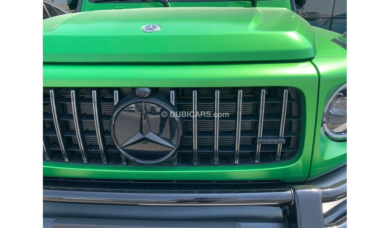 مرسيدس بنز G 63 AMG 4.0L AMG G63 PERFORMANCE PACK