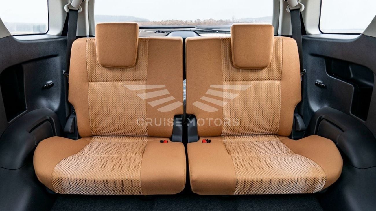 تويوتا فورتونر Automatic - 2.7L - Petrol - SUV/Crossoveer - Four Wheel Drive - 7 seats - 5 doors