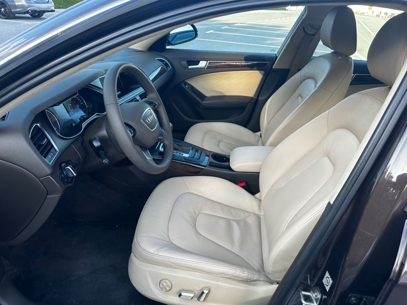 أودي A4 TFSI quattro S-لاين موديل 2015 خليجي فل مواصفات كرأسي جلد ومثبت سرعه وتحكم كهربي كأمل ونظام صوت ممتا