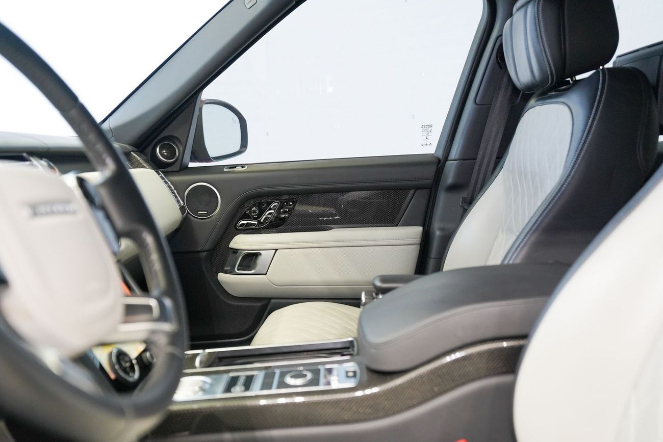 Land Rover Range Rover SV AUTOBIOGRAPHY