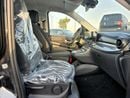 Mercedes-Benz V 300 Mercedes Benz V-Class V300 Style  2.0l Minivan 4*2 5Doors Black Color 2025 Model