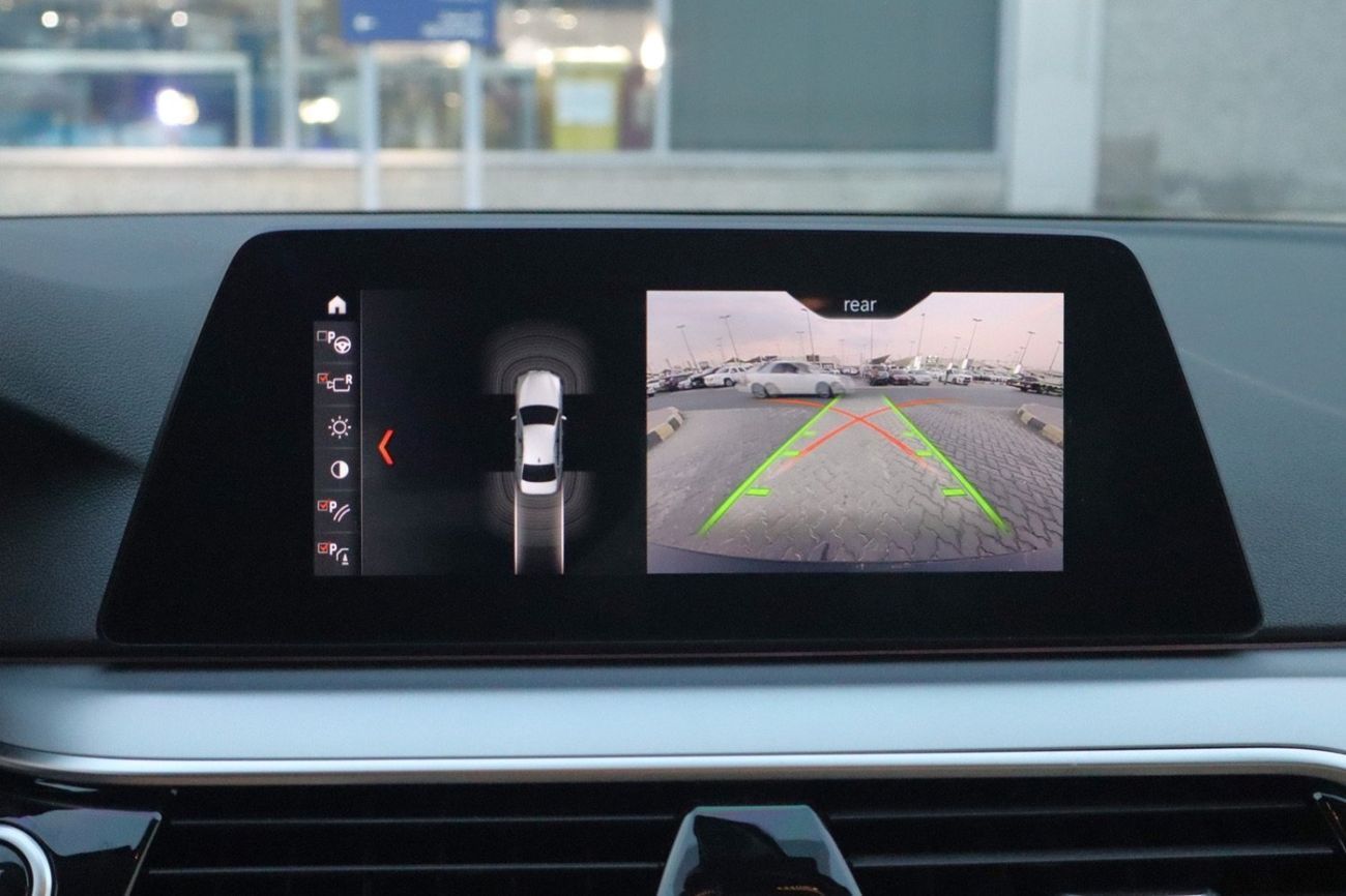 بي أم دبليو 520i Executive 1.6L