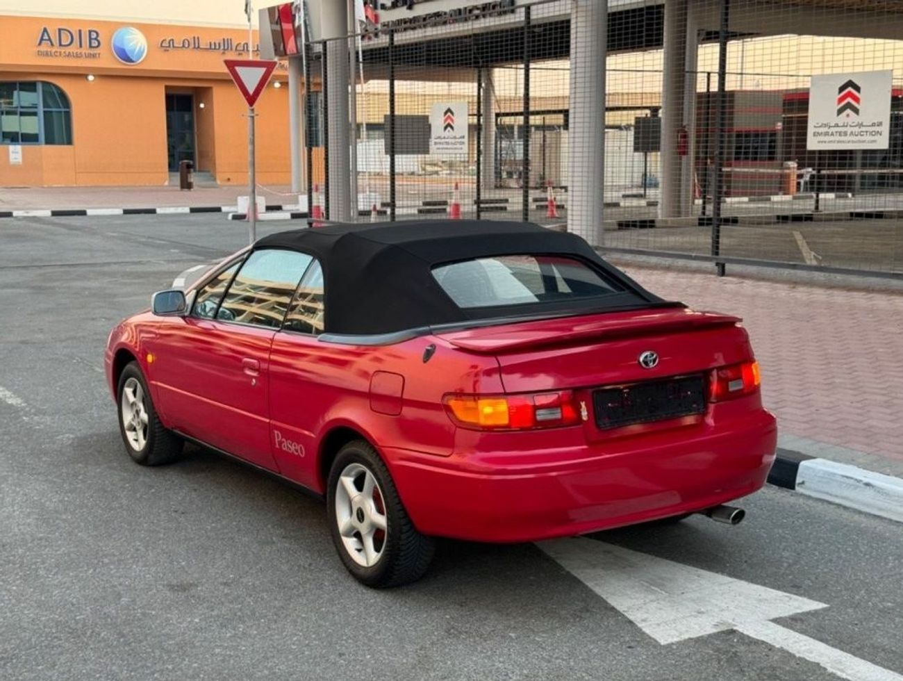 Toyota Corolla 1997 panorama