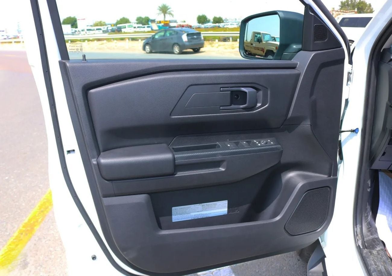 Mitsubishi L200 GL Triton GLX 4WD 2.4L Petrol MT High Line