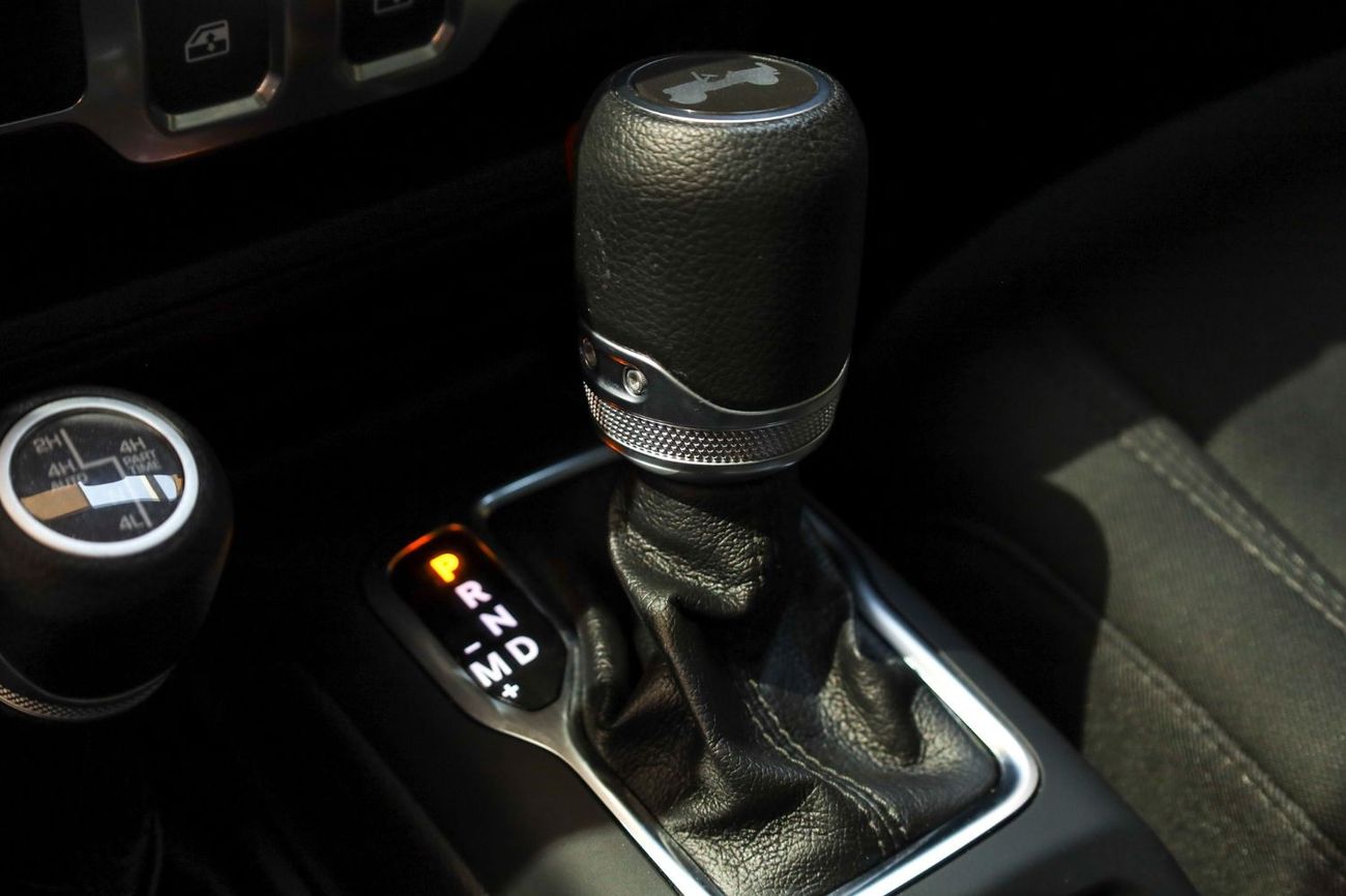 جيب رانجلر سبورت