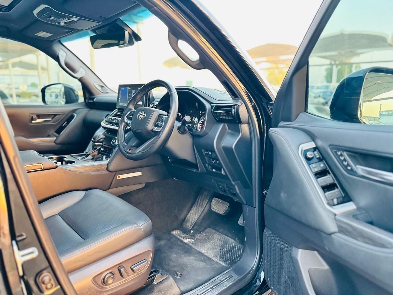 Toyota Land Cruiser GR-S 3.3L