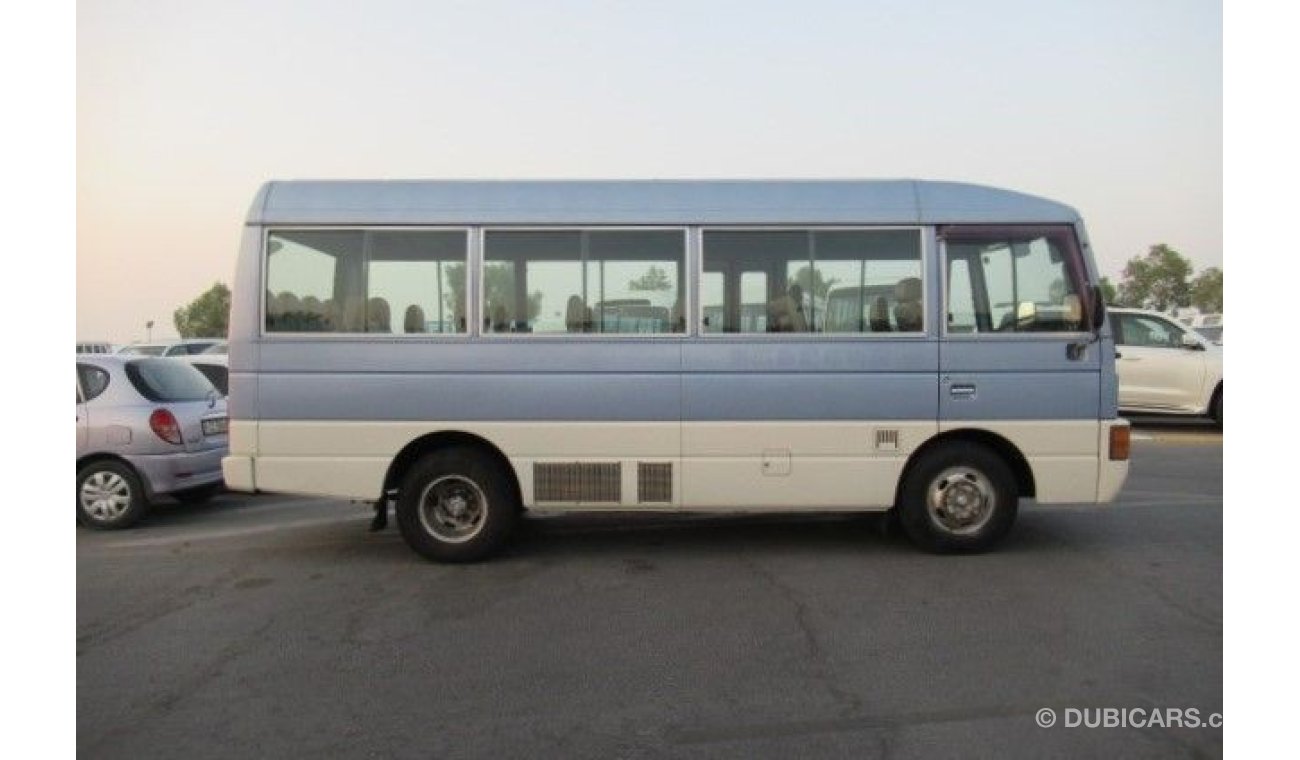 نيسان سيفيليان NISSAN CIVILIAN BUS RIGHT HAND DRIVE (PM1058)