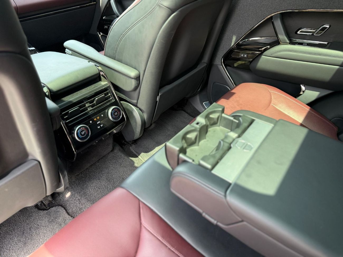 Land Rover Range Rover Sport Dynamic HSE P400 3.0L