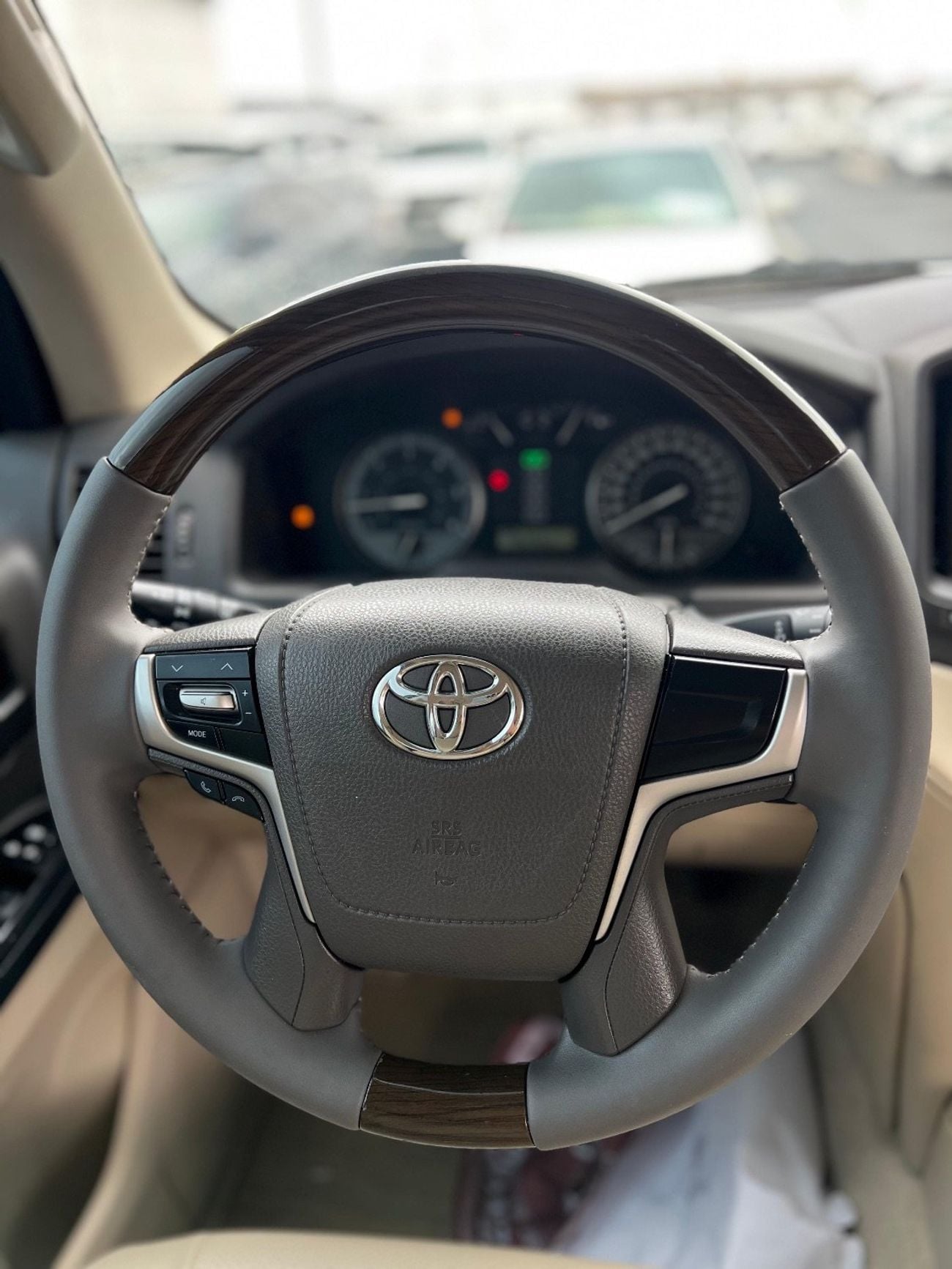 Toyota Land Cruiser GXR2 4.5L