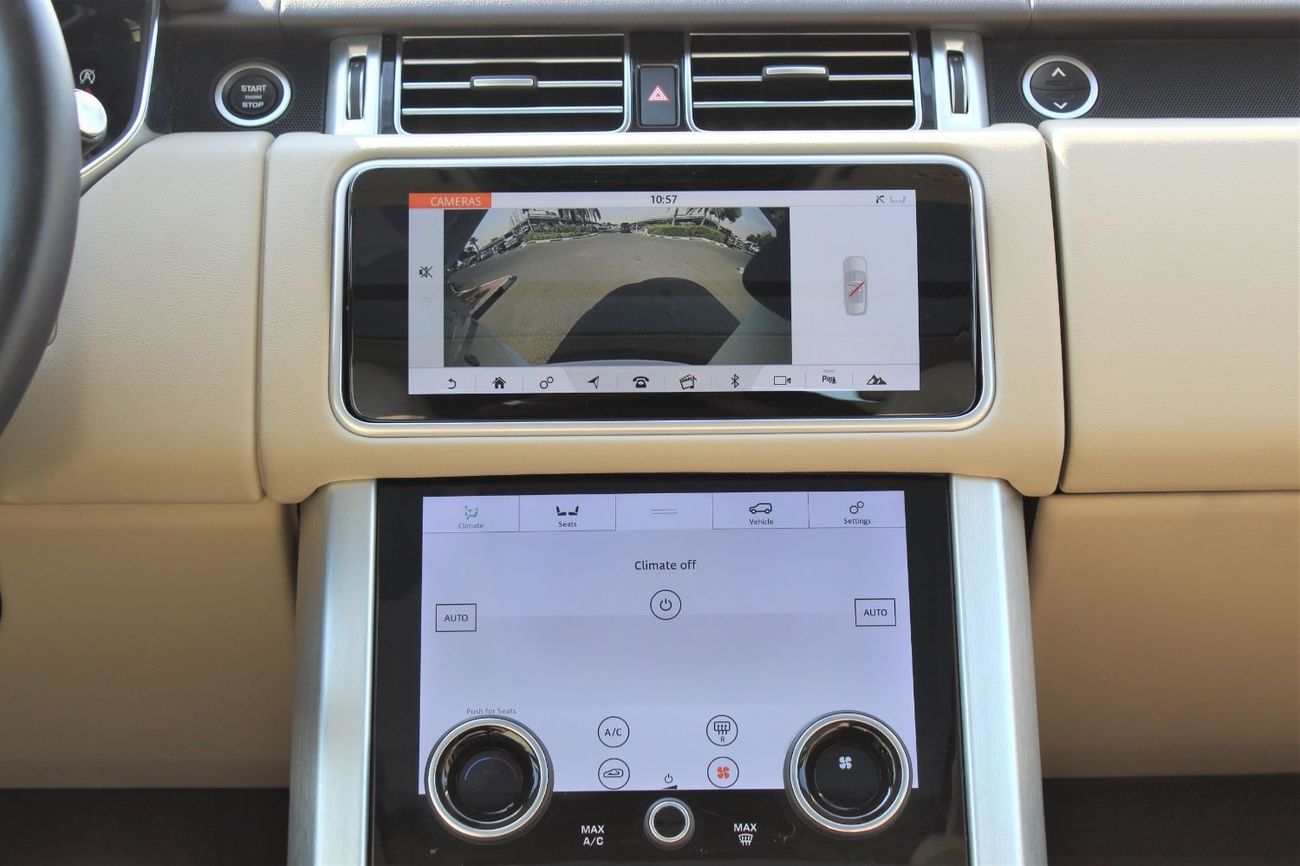 Land Rover Range Rover V6 UNDER WARRANTY GCC MINT IN CONDITION