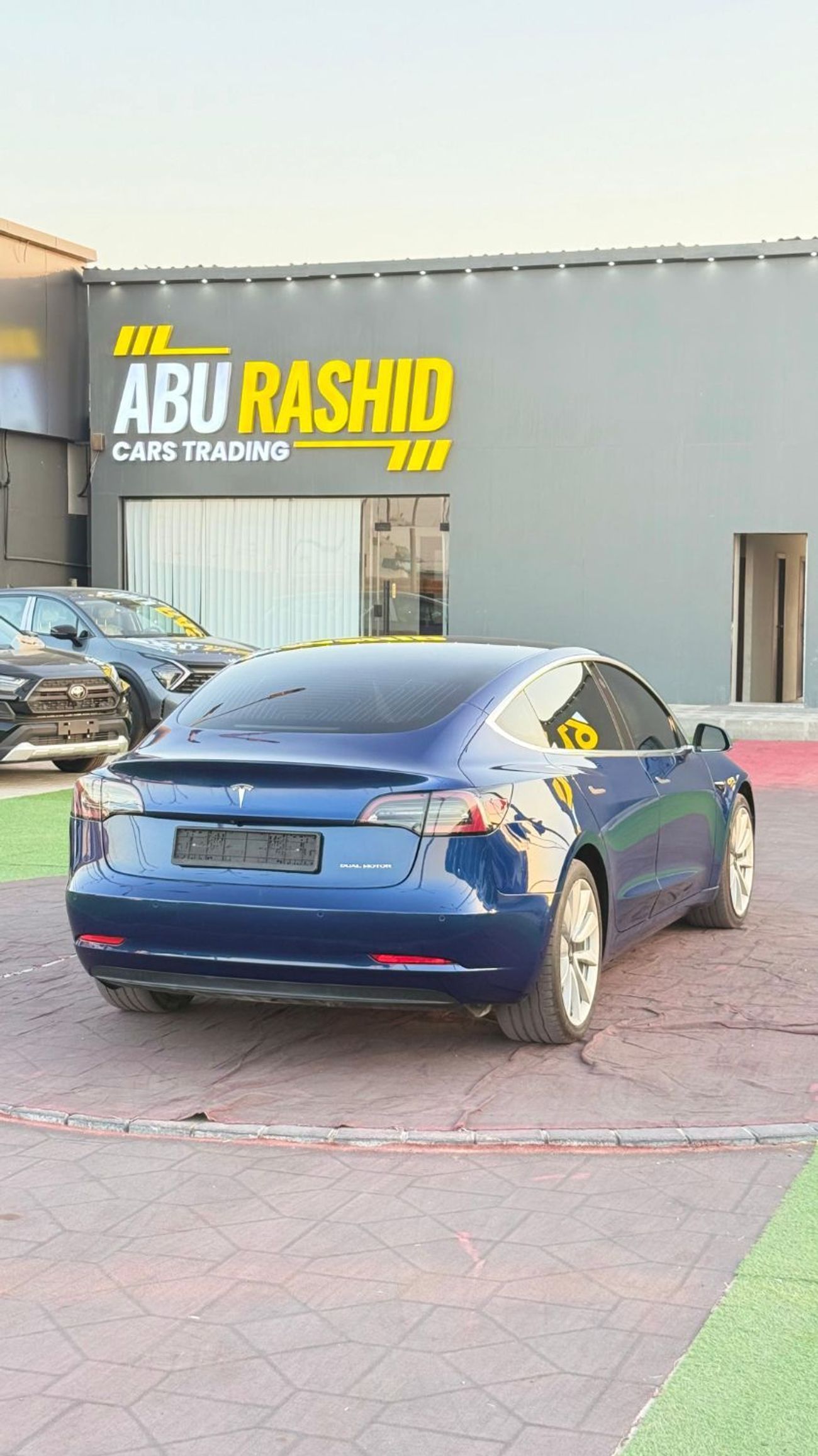 تسلا موديل 3