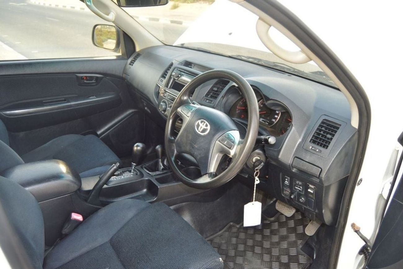 Toyota Hilux Perfect inside and out