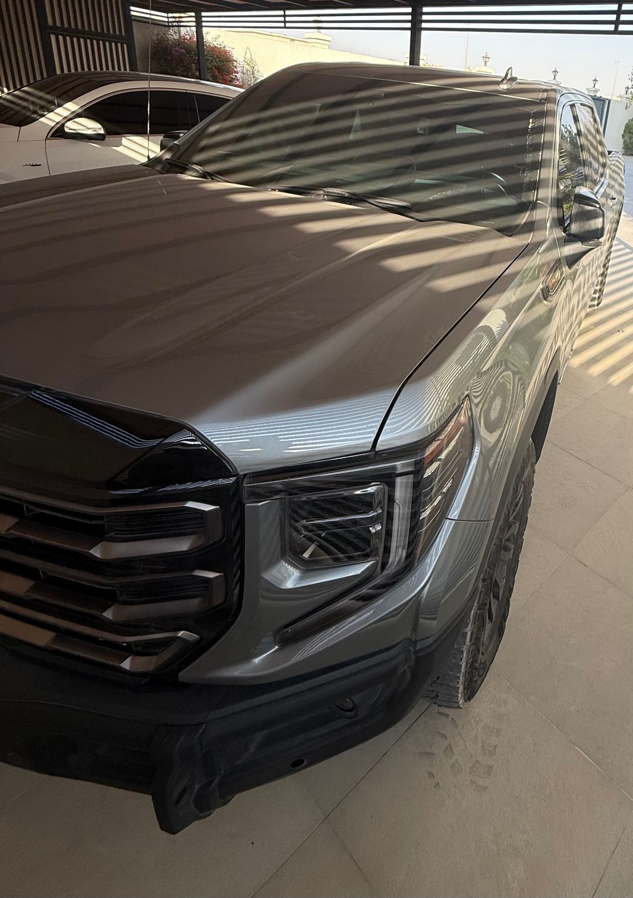 جي أم سي سييرا 5.3L V8 AT4X CREW CAB (AWD)