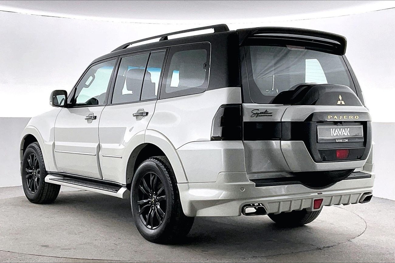 ميتسوبيشي باجيرو Signature Edition | شامل الضمان | 0 ﺪﻔﻋﺓ ﺃﻮﻟﻯ