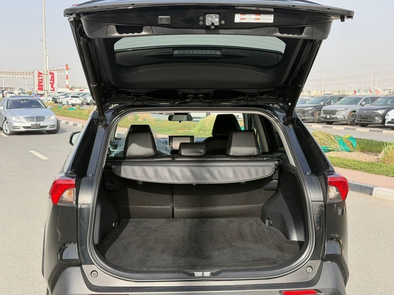Toyota RAV4 2019 TOYOTA RAV4 XLE Full Option