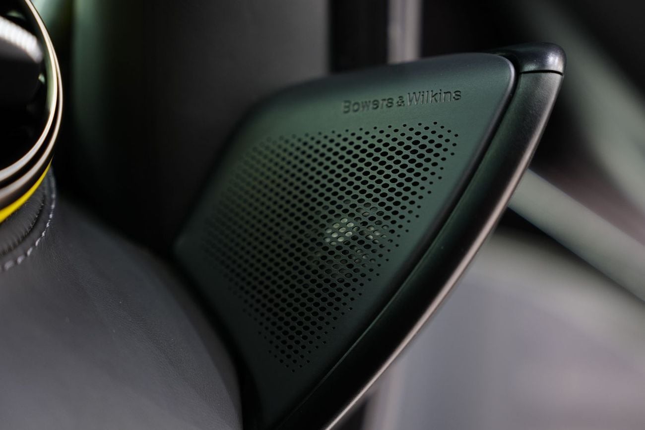 مكلارين 720S Performance Package, Carbon Aero Pack, Kline Exhaust, Bowers N Wilkins, Warranty Till 12/2026!!