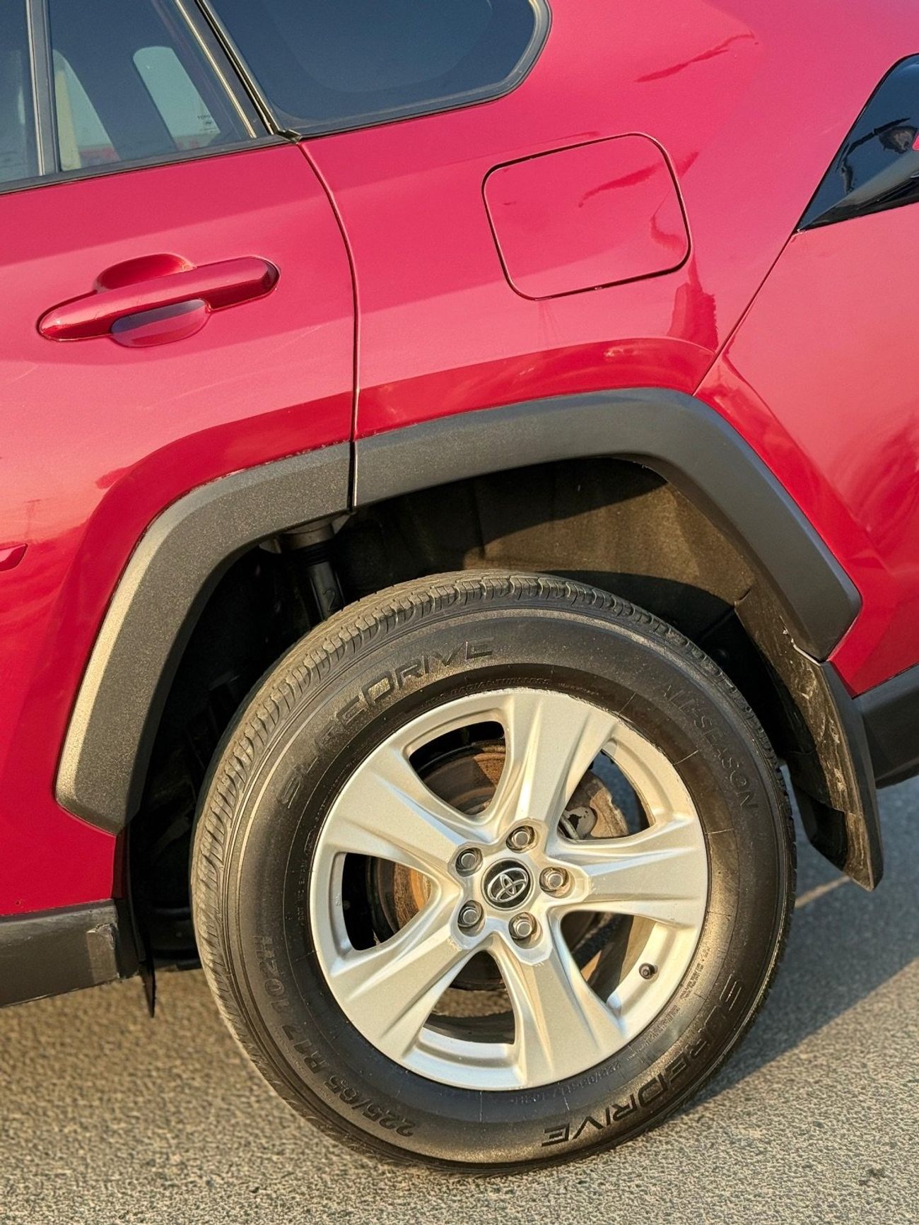 Toyota RAV4 XLE 2.5L AWD push start