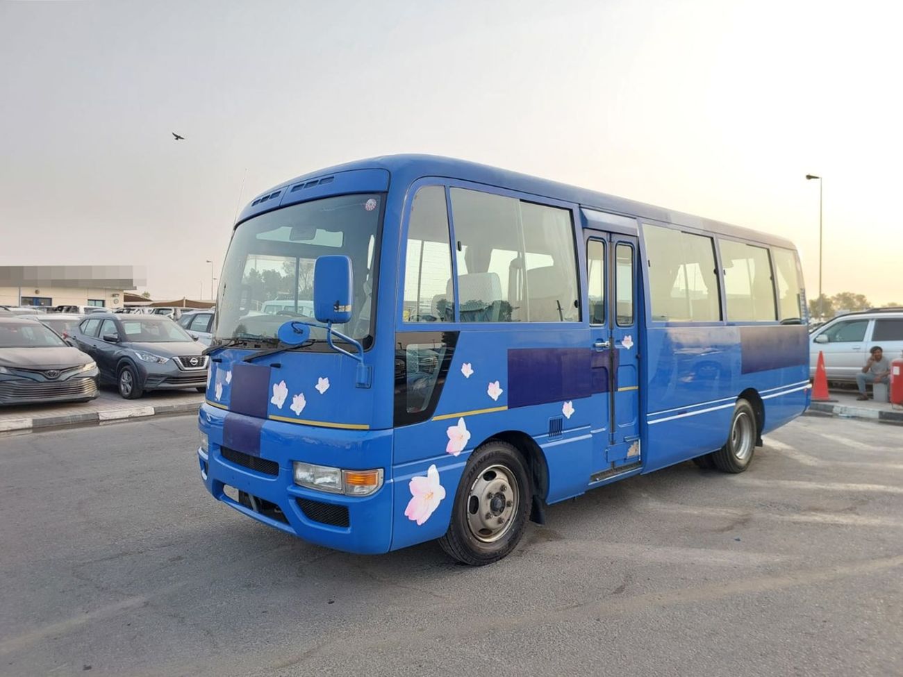 نيسان سيفيليان NISSAN CIVILIAN BUS RHD 2002 MODEL 4.1 L DIESEL MANUAL(PM10244)