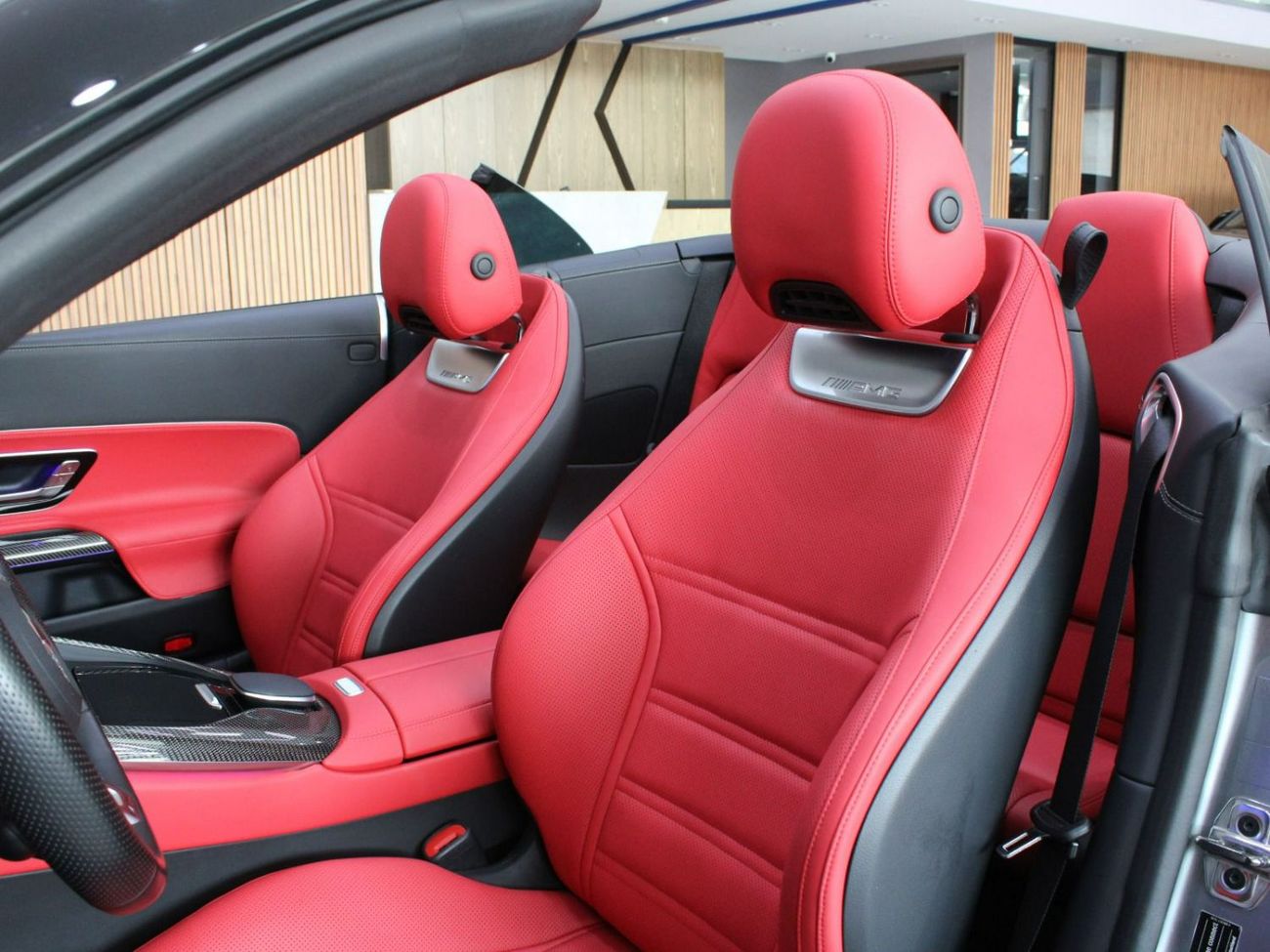 Mercedes-Benz SL 63 AMG Soft top Convertible