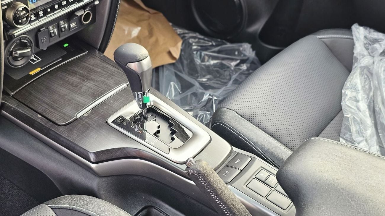 Toyota Fortuner SR5 Plus 4.0L FORTUNER 4.0L 4x4 V6 HI 6AT 2025 SR5 4.0L