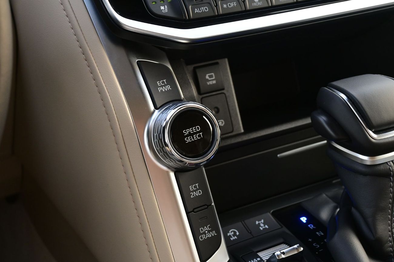 تويوتا لاند كروزر Toyota Land Cruiser VX-V Exclusive 4.0L V6, 4WD