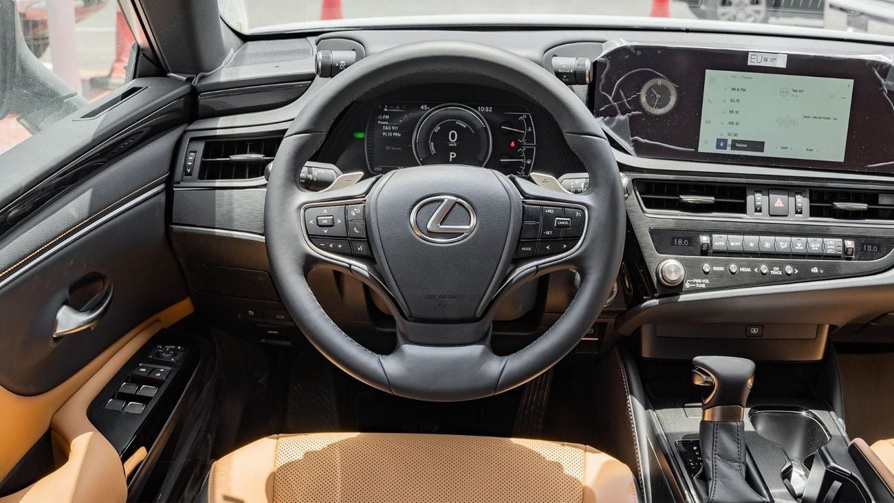 لكزس ES300h 2025 Lexus ES300h 2.5L AT Hybrid (Grey)