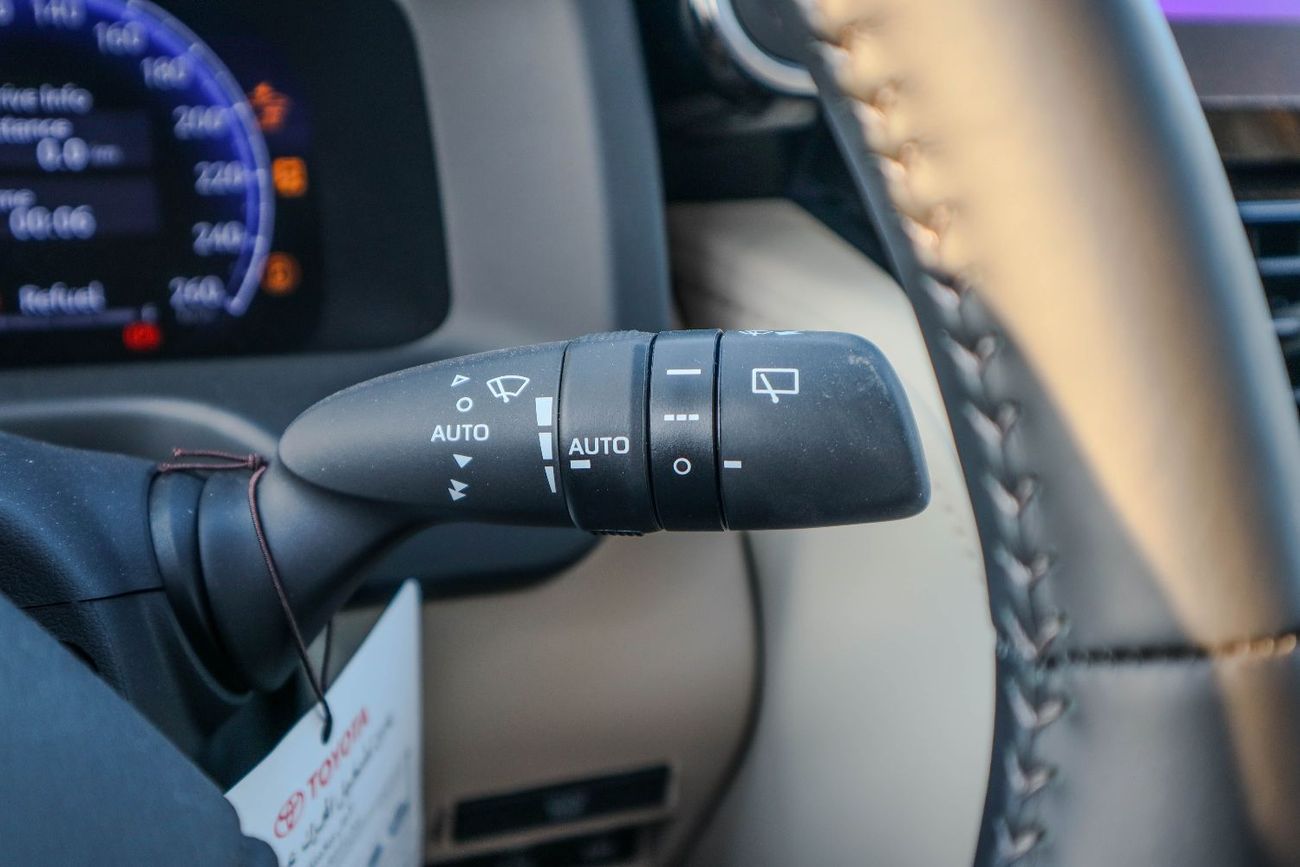 Toyota Land Cruiser 2025 Toyota Land Cruiser VXR 3.5L Twin-Turbo V6 (VJA300) - Full Option Spec Sheet