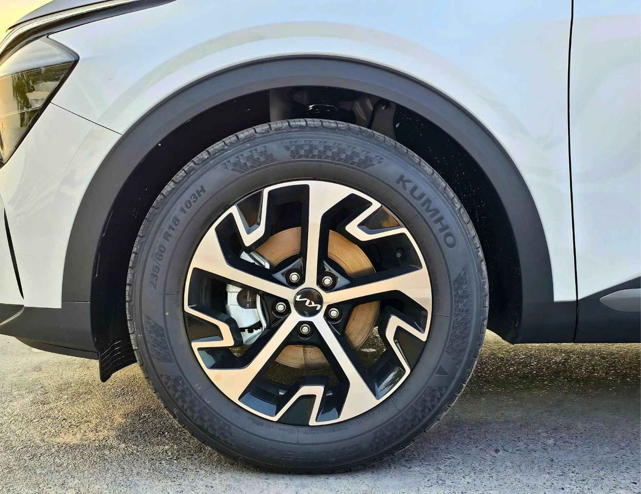 Kia Sportage PREMIUM SMART VERSION / 1.5L PETROL V4 / 360* CAMERA / PANORAMIC ROOF (CODE # KSRP)