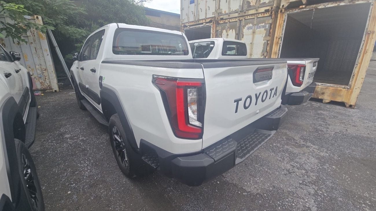 Toyota Hilux ADVENTURE
