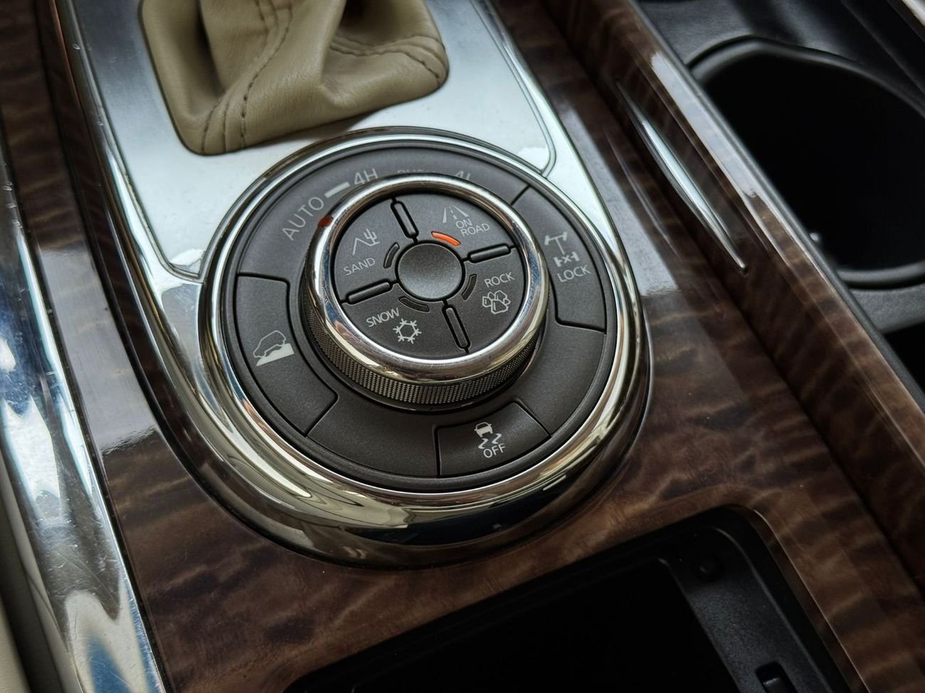 نيسان باترول NISSAN PATROL SE 2014 GCC GRAY COLOR