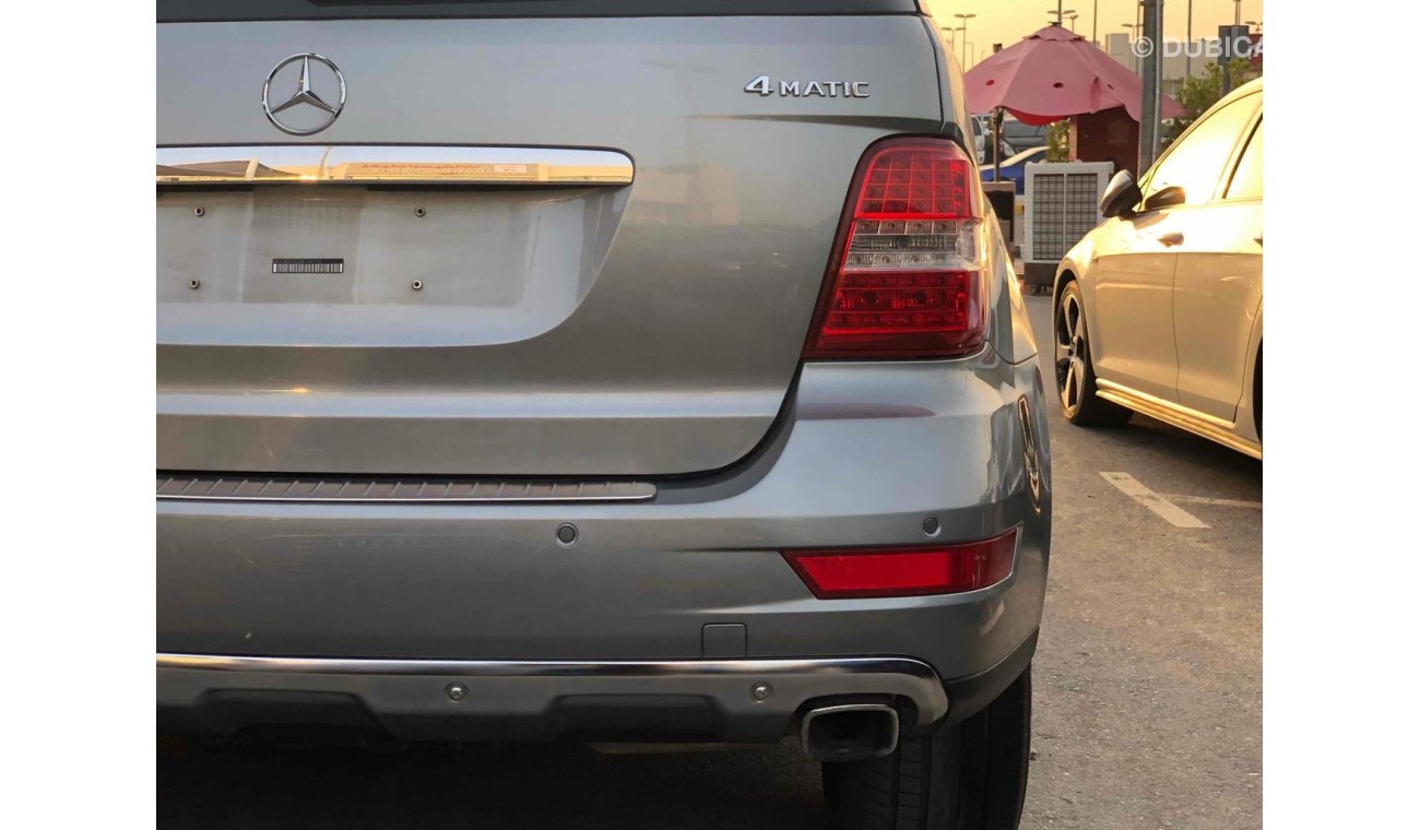 Mercedes-Benz ML 350 SUPER CLEAN CAR ORIGINAL PAINT LOW MILEAGE GCC SPECS GRAND EDITION