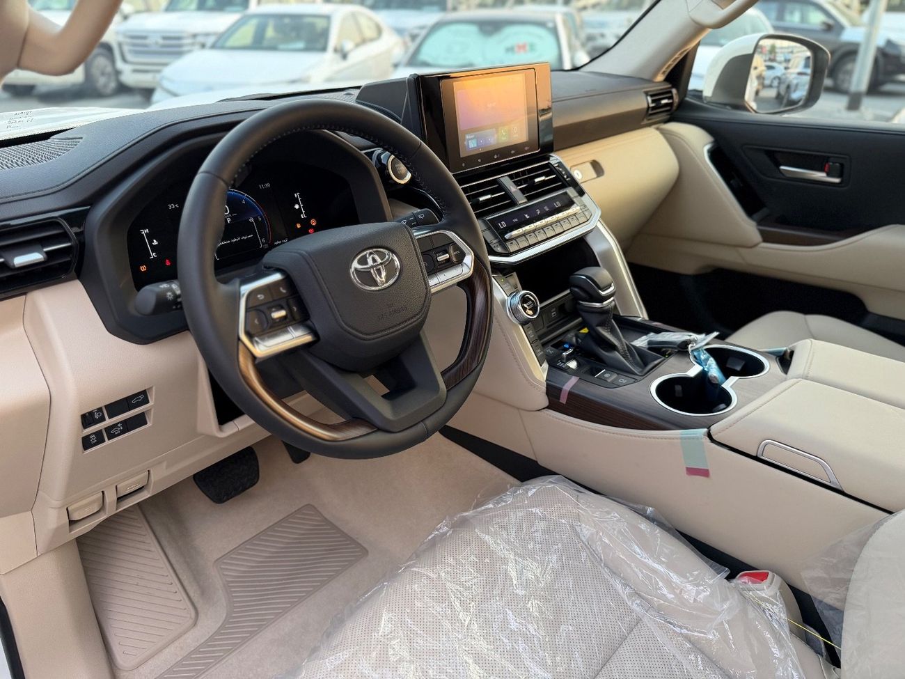 تويوتا لاند كروزر GXR 3.3 TT || Diesel || Black interior