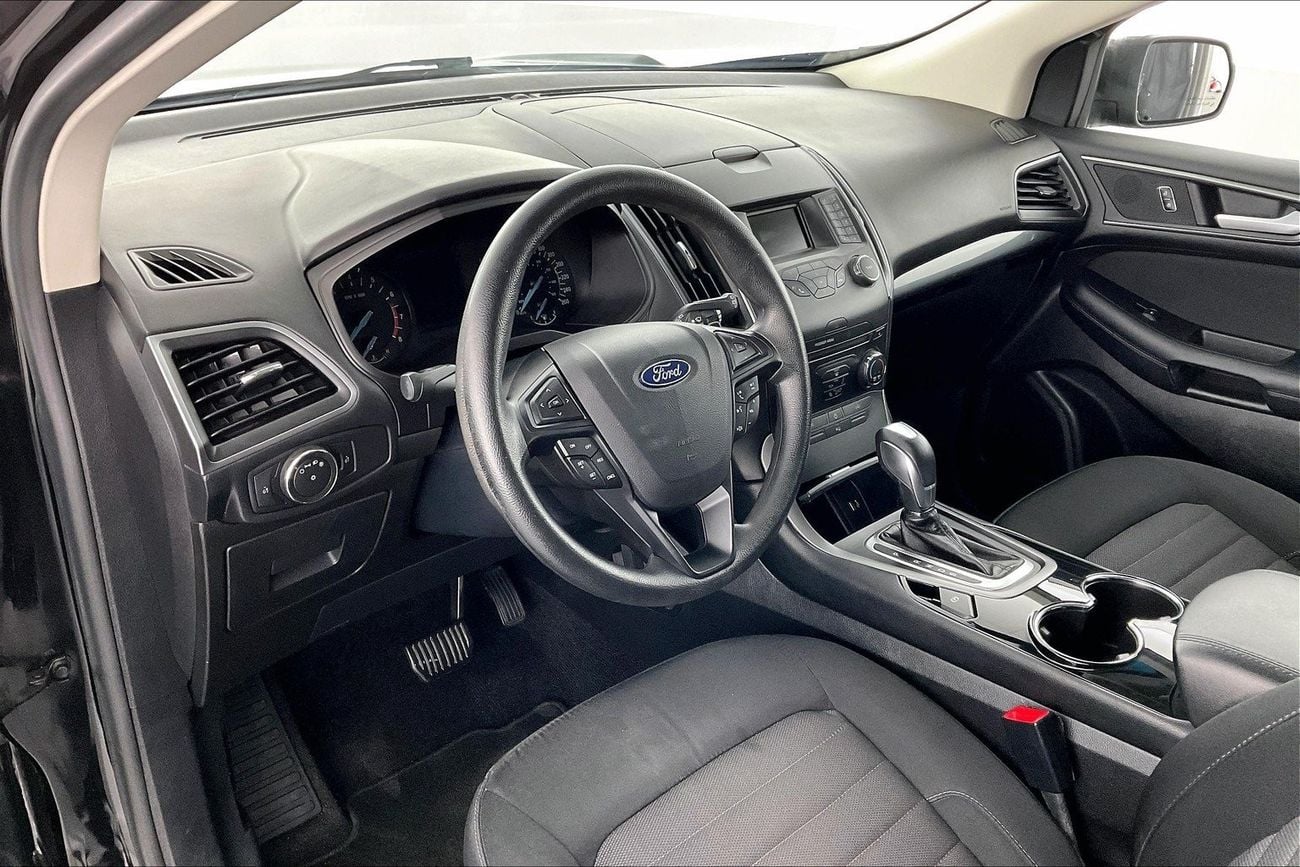 فورد إدج SE | سنة ضمان مجانية | خالية من أضرار الفيضانات