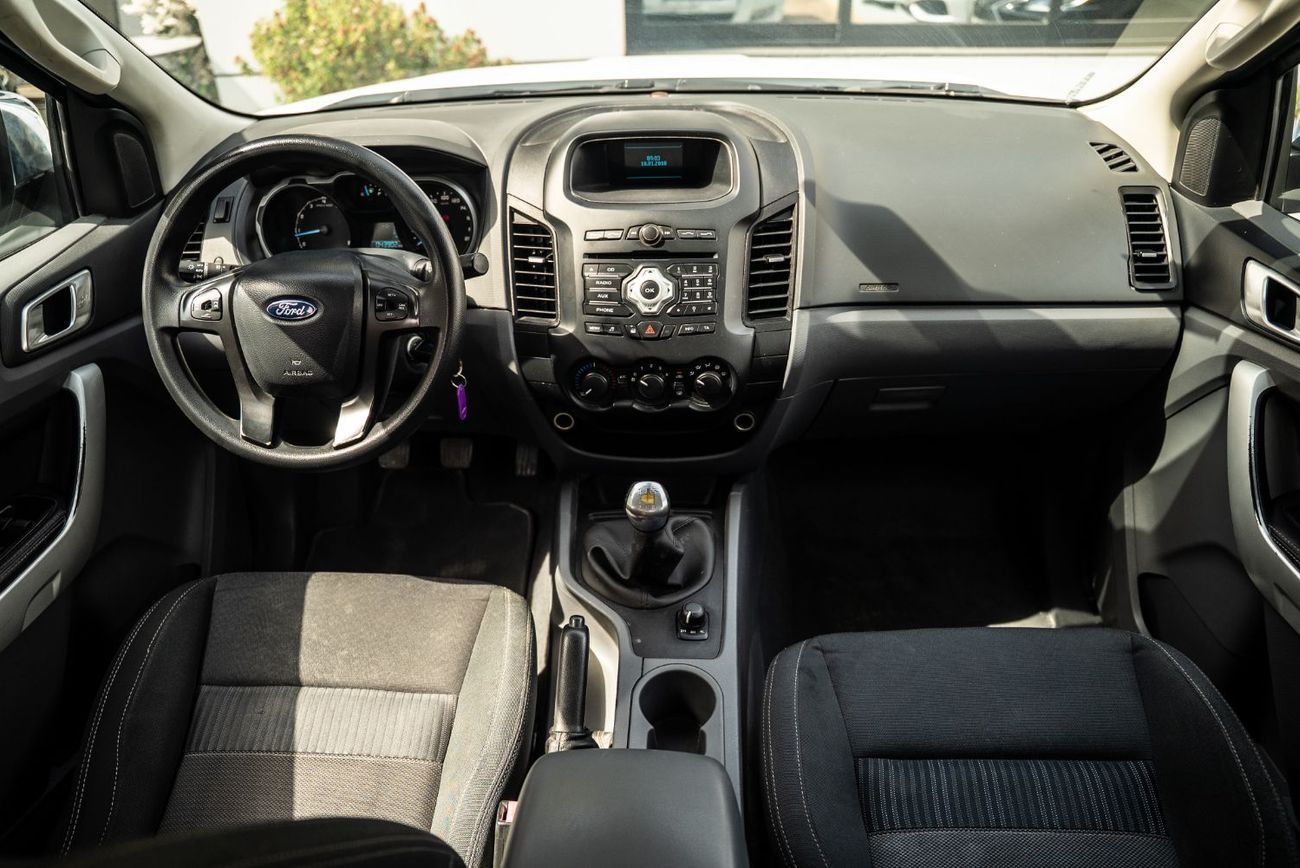 Ford Ranger XLT 2016 Manual Transmission GCC Low Mileage 2.5L Petrol 4 Cylinders