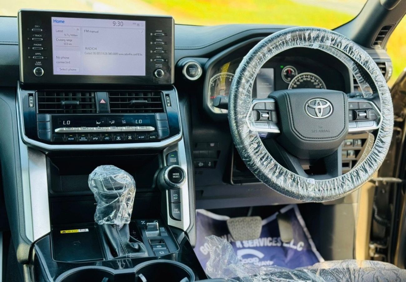 تويوتا لاند كروزر Toyota Land Cruiser model 2024 Fuel diesel full option VXR