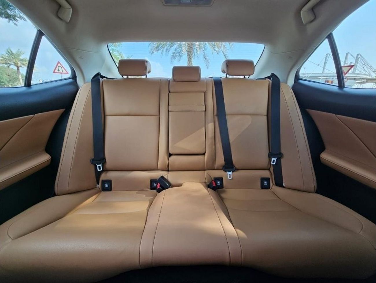 Lexus IS300 Premier GCC 2020 FULL OPTION UNDER WARRANTY V4 TWIN TURBO