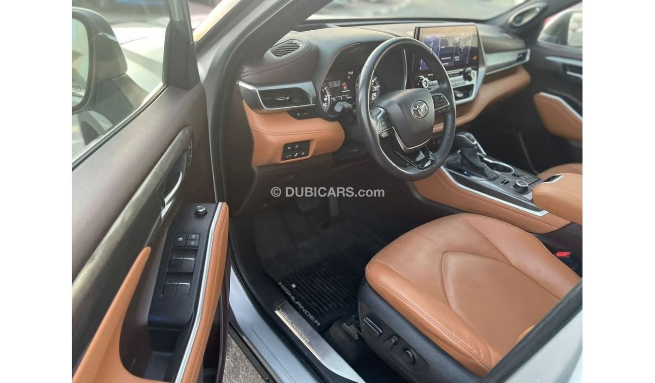 Toyota Highlander 2020 Toyota Highlander Platinum 4WD 3.5L V6 /