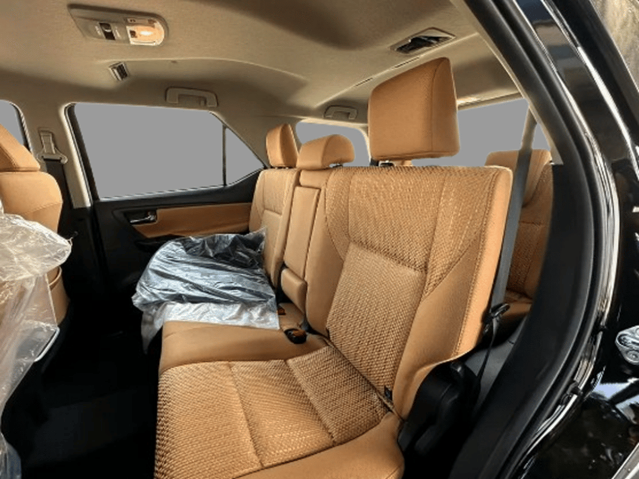 Toyota Fortuner ECTAMR001 - 2025 Toyota Fortuner - 2.4L Diesel Auto - White