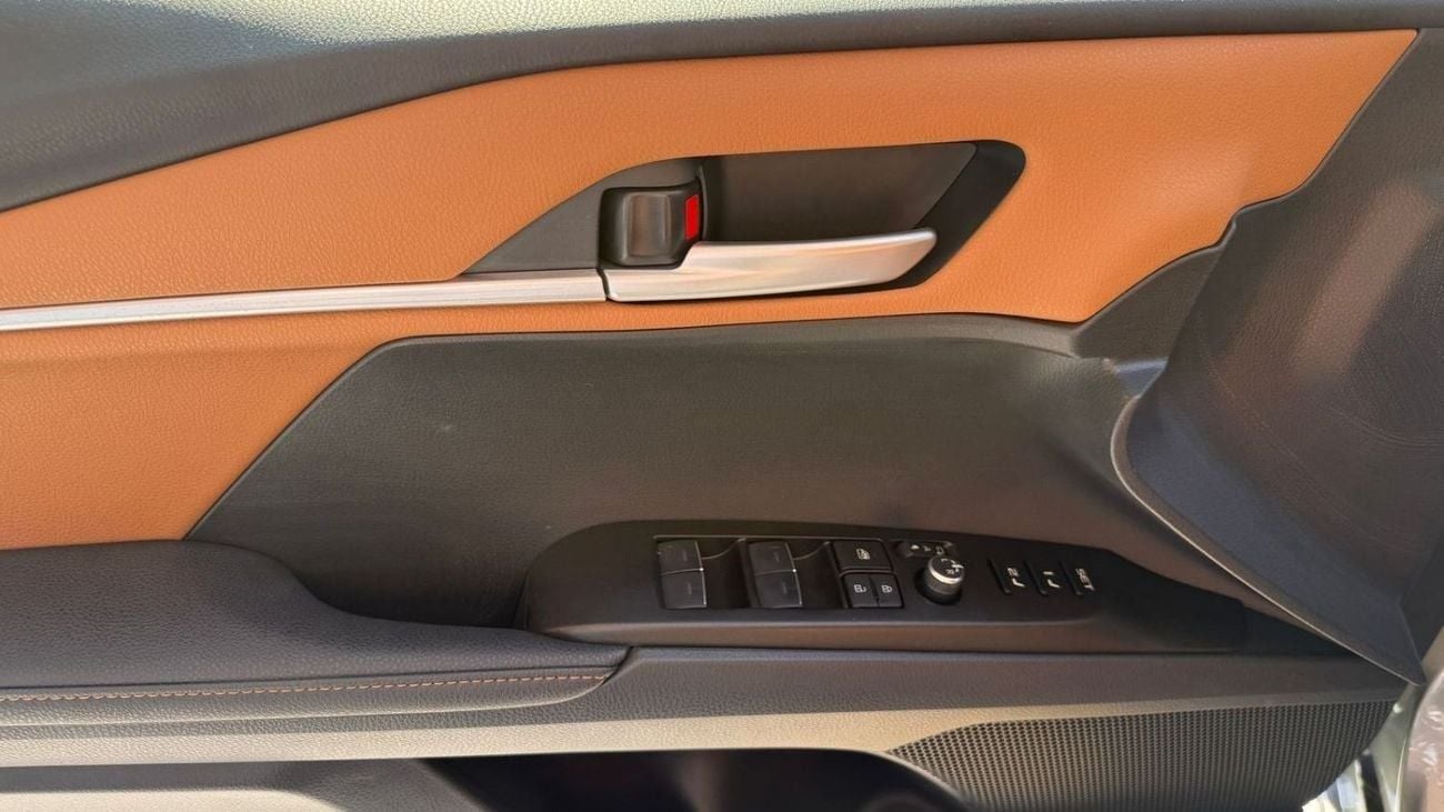 Toyota Camry Toyota Camry Hybrid Lumiere 2.5L | 2025 | 0KM | GCC