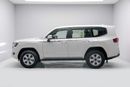 تويوتا لاند كروزر GXR Standard 3.5L - White Pearl Inside Black | Export Only